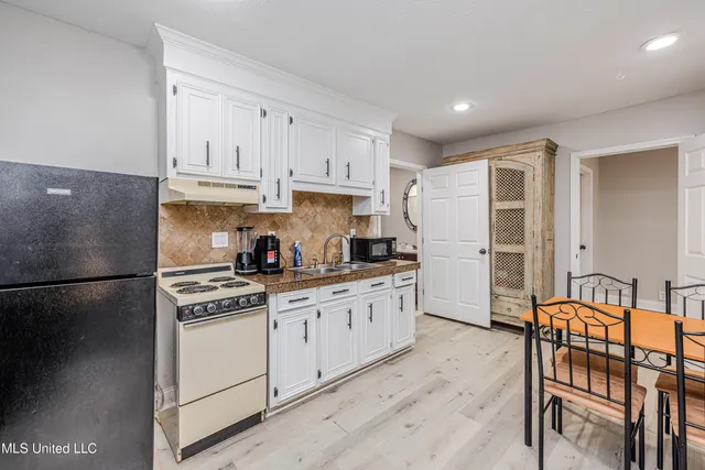 $449,900 | 28 Deerfield Drive, Madison, MS 39110