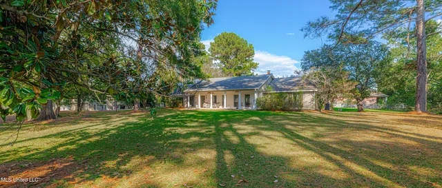 $449,900 | 28 Deerfield Drive, Madison, MS 39110