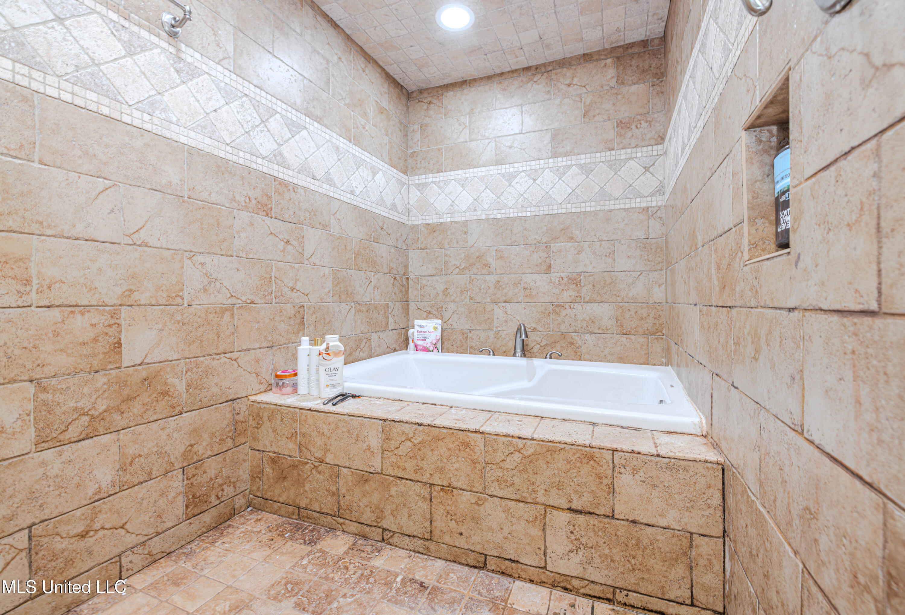 28 Deerfield Drive Madison, MS 39110 - Photo 41 of 49 1R4A9078