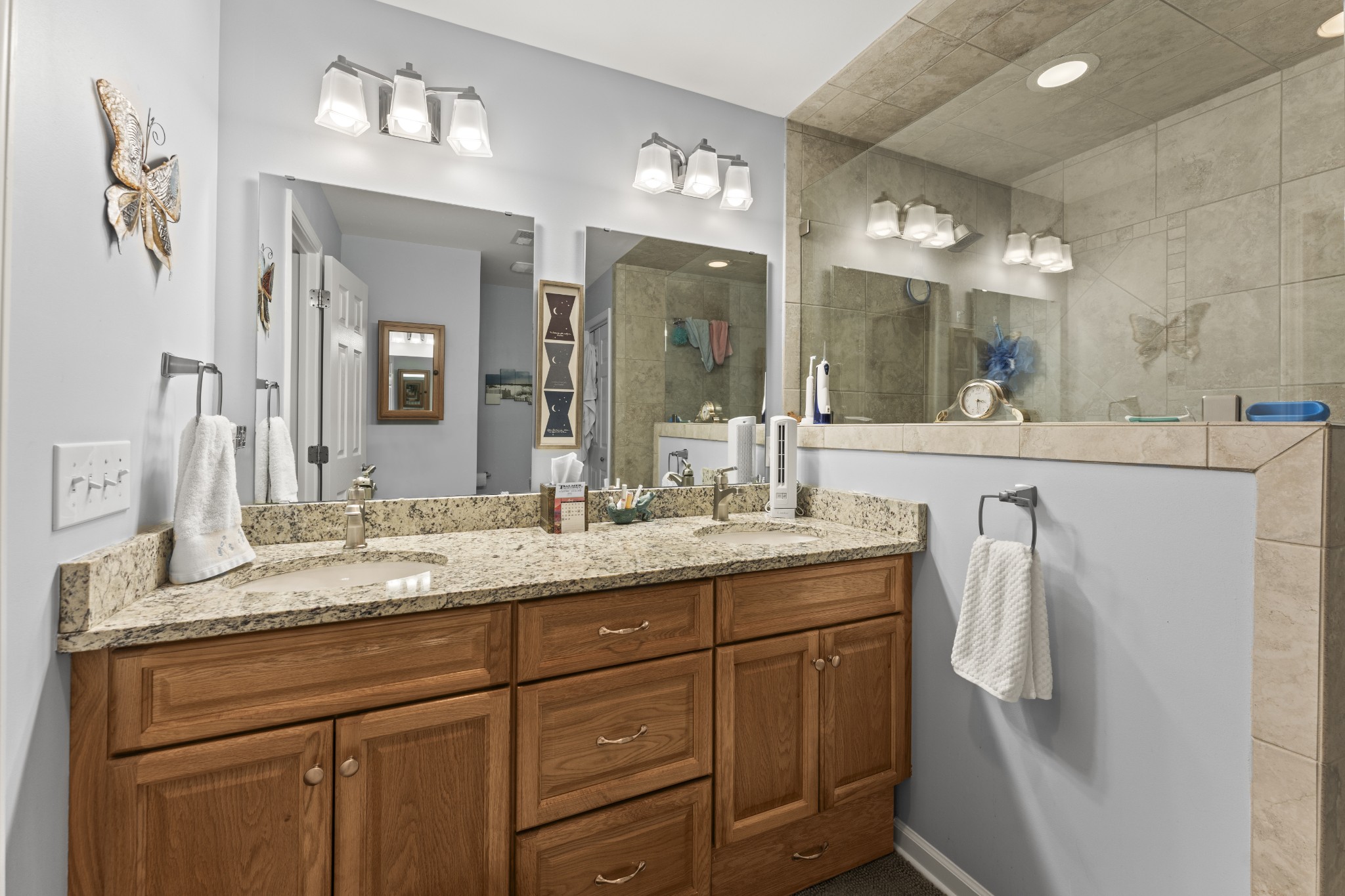 6 Chadsworth Place Tullahoma, TN 37388 - Photo 24 of 49 a bathroom with a granite countertop sink vanity and mirror