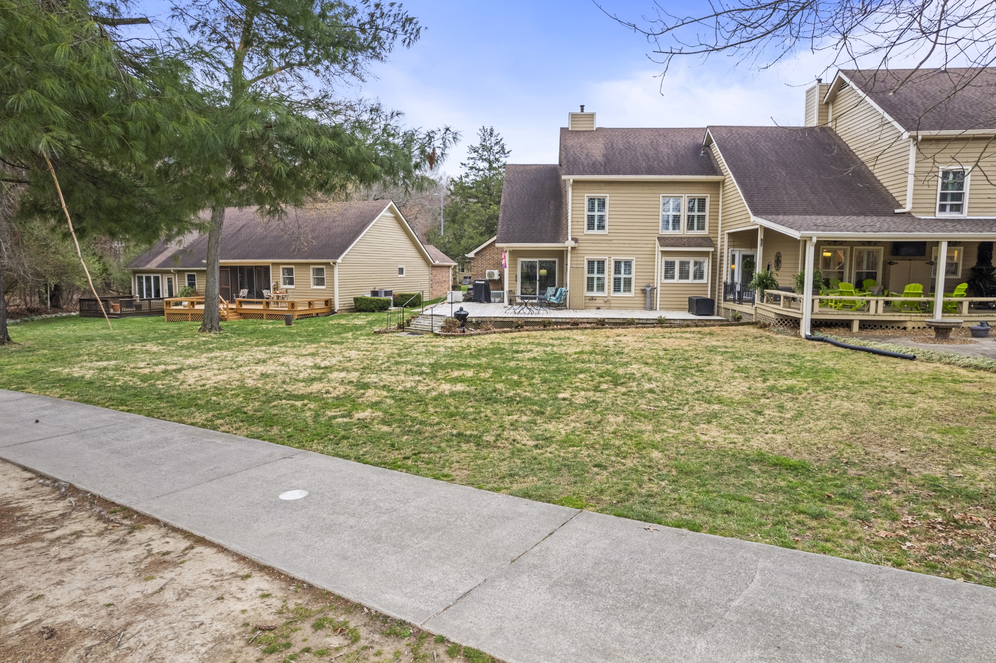 6 Chadsworth Place Tullahoma, TN 37388 - Photo 36 of 49 front view of a house with a yard