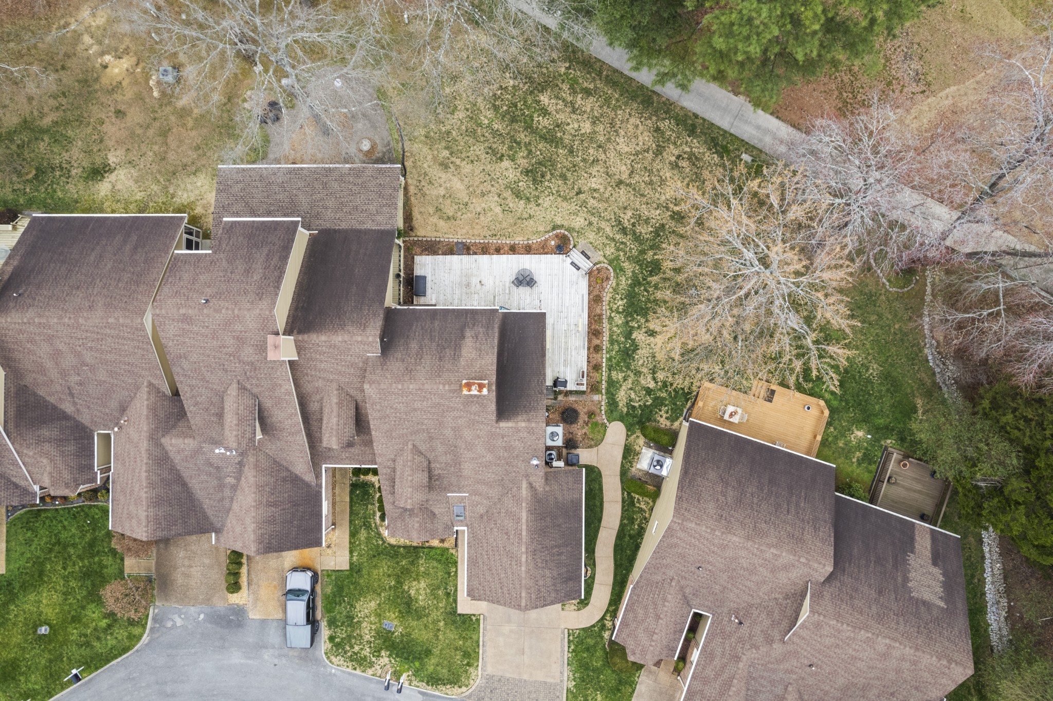 6 Chadsworth Place Tullahoma, TN 37388 - Photo 41 of 49 an aerial view of a house with outdoor space and street view