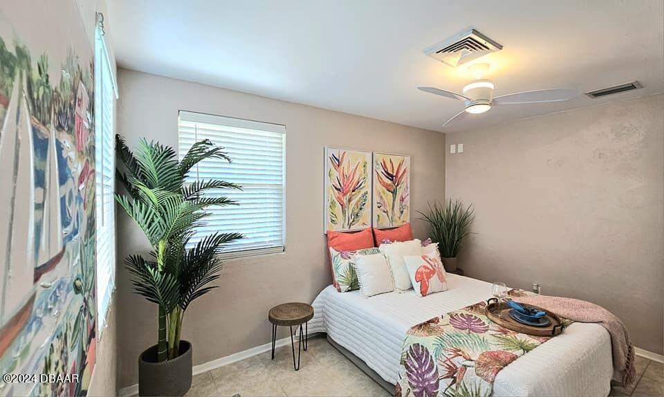 23 Palmetto Drive Ormond Beach, FL 32176 - Photo 13 of 42 Nice and bright with remote lighting and