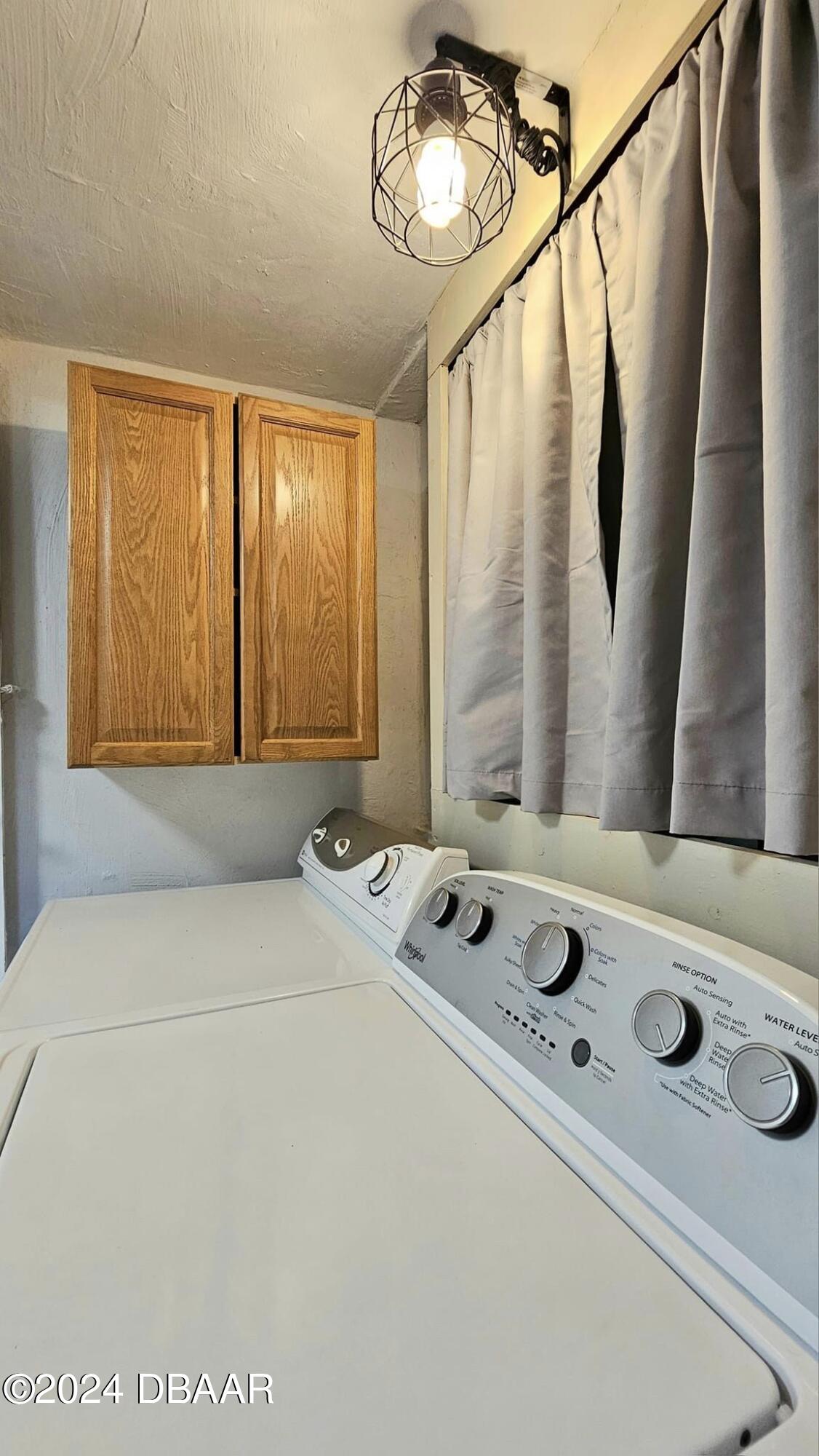 23 Palmetto Drive Ormond Beach, FL 32176 - Photo 36 of 42 full size washer and dryer convey