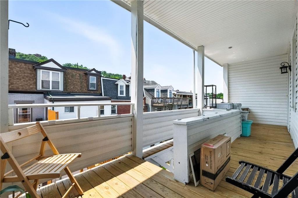 3037 Pulawski Way Pittsburgh, PA 15219 - Photo 13 of 26 a view of a kitchen with a sitting area