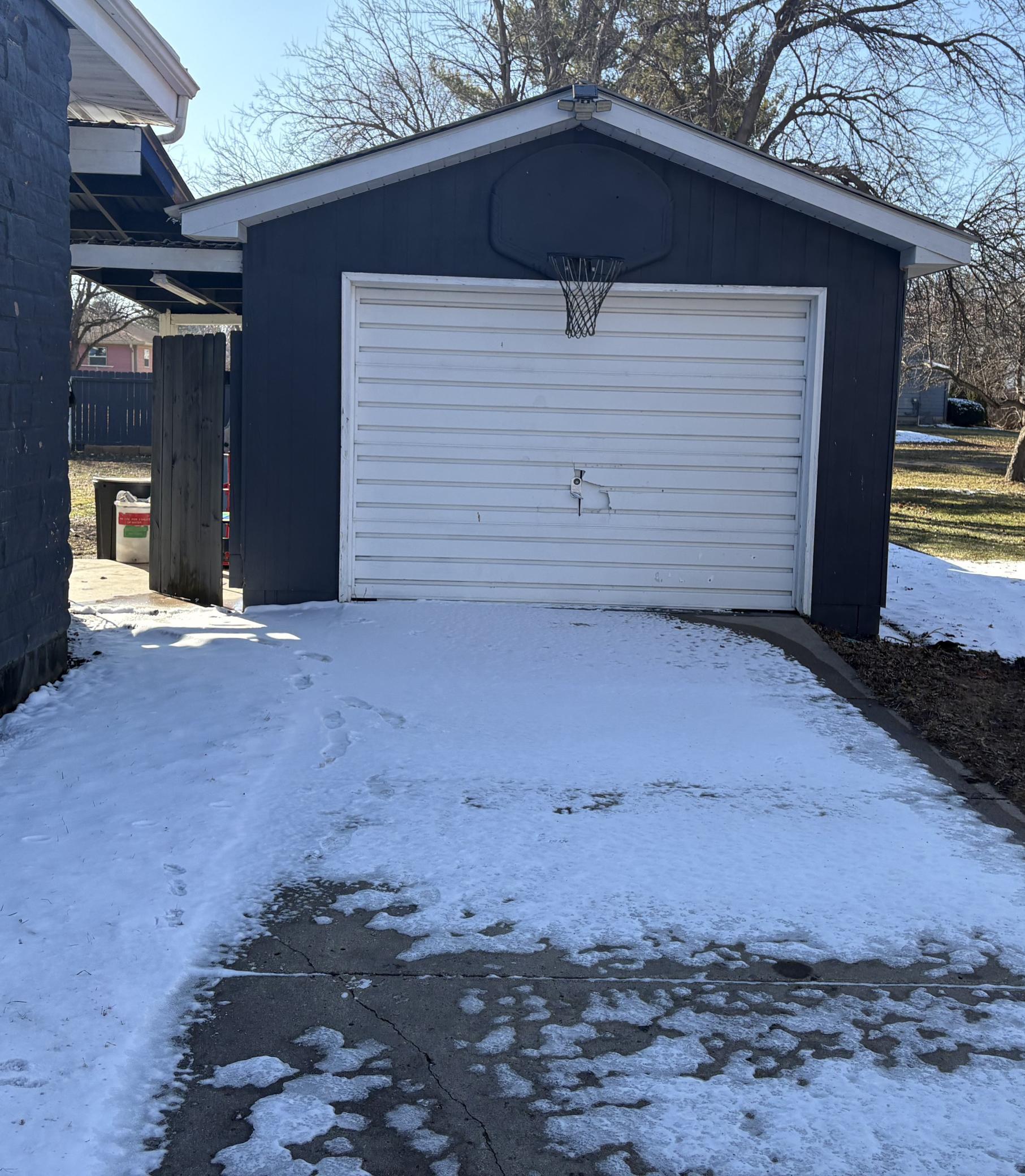 916 5th Street South St. James, MN 56081 - Photo 2 of 17