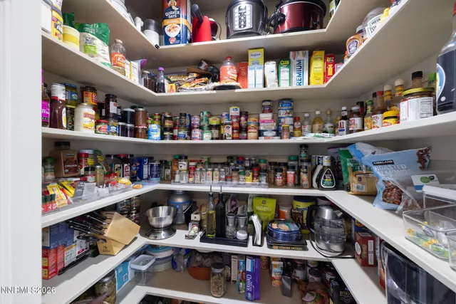 $913,000 | 4390 Interlaken Court, Reno, NV 89509