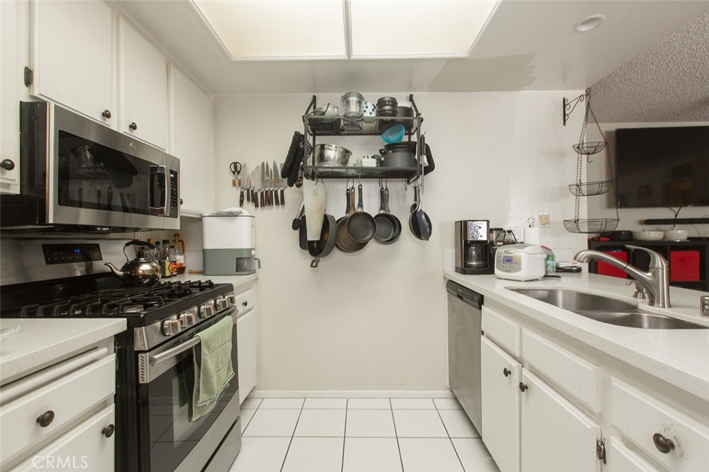528 Derby Road San Dimas, CA 91773 - Photo 25 of 50