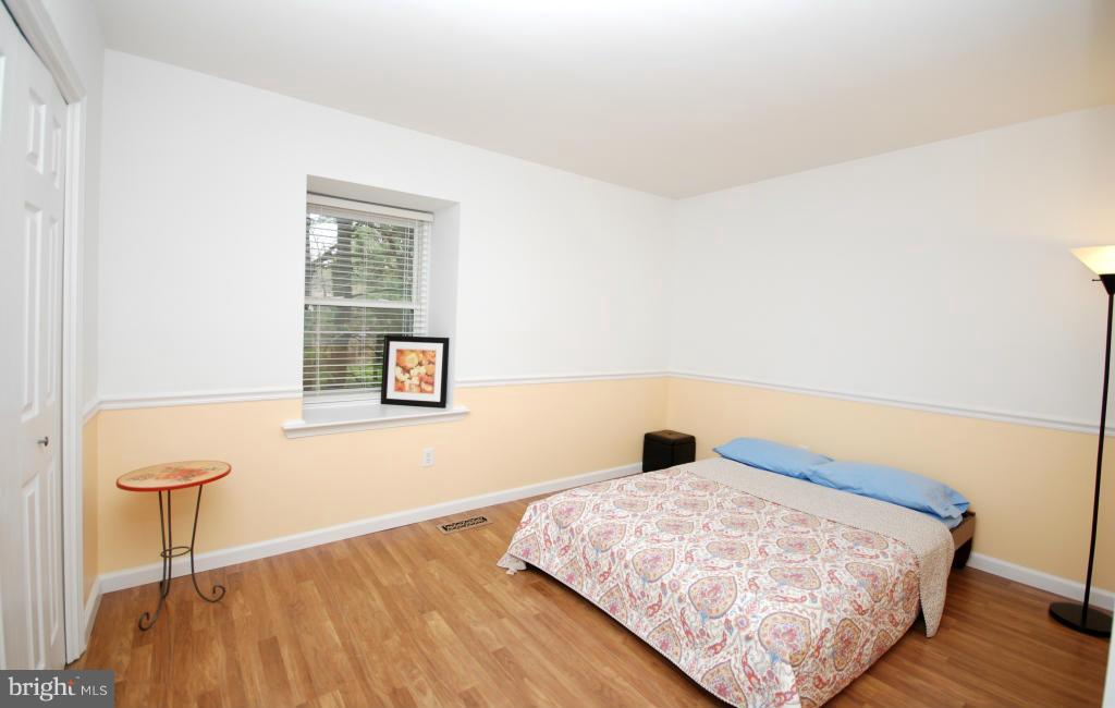 10902 Rock Coast Road Columbia, MD 21044 - Photo 23 of 30 Bedroom