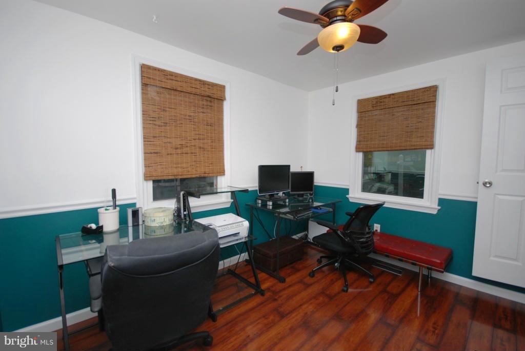 10902 Rock Coast Road Columbia, MD 21044 - Photo 24 of 30 Family Room