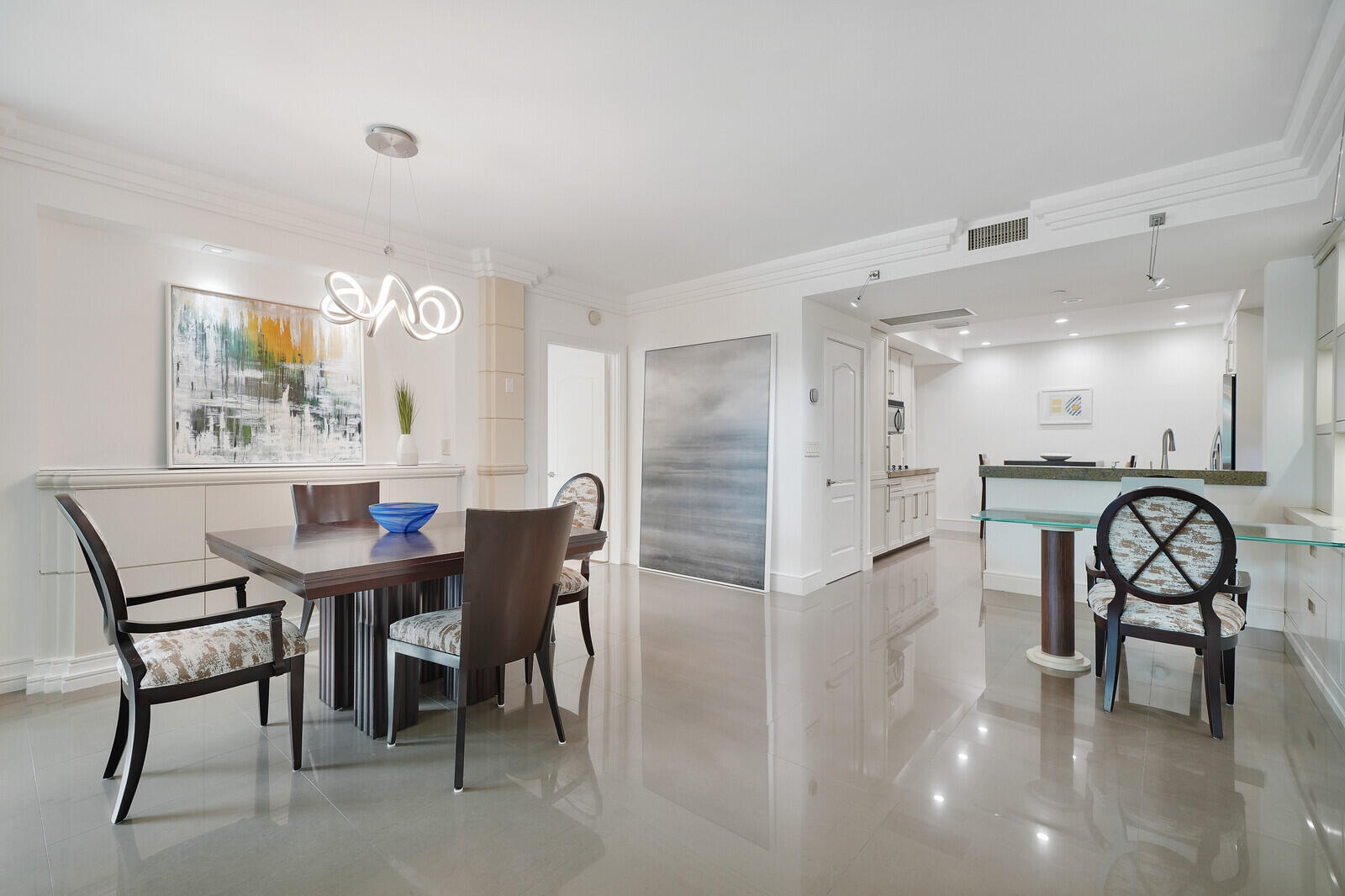 550 Southeast Mizner Boulevard, Unit B209 Boca Raton, FL 33432 - Photo 12 of 78 a view of a dining room with furniture and window