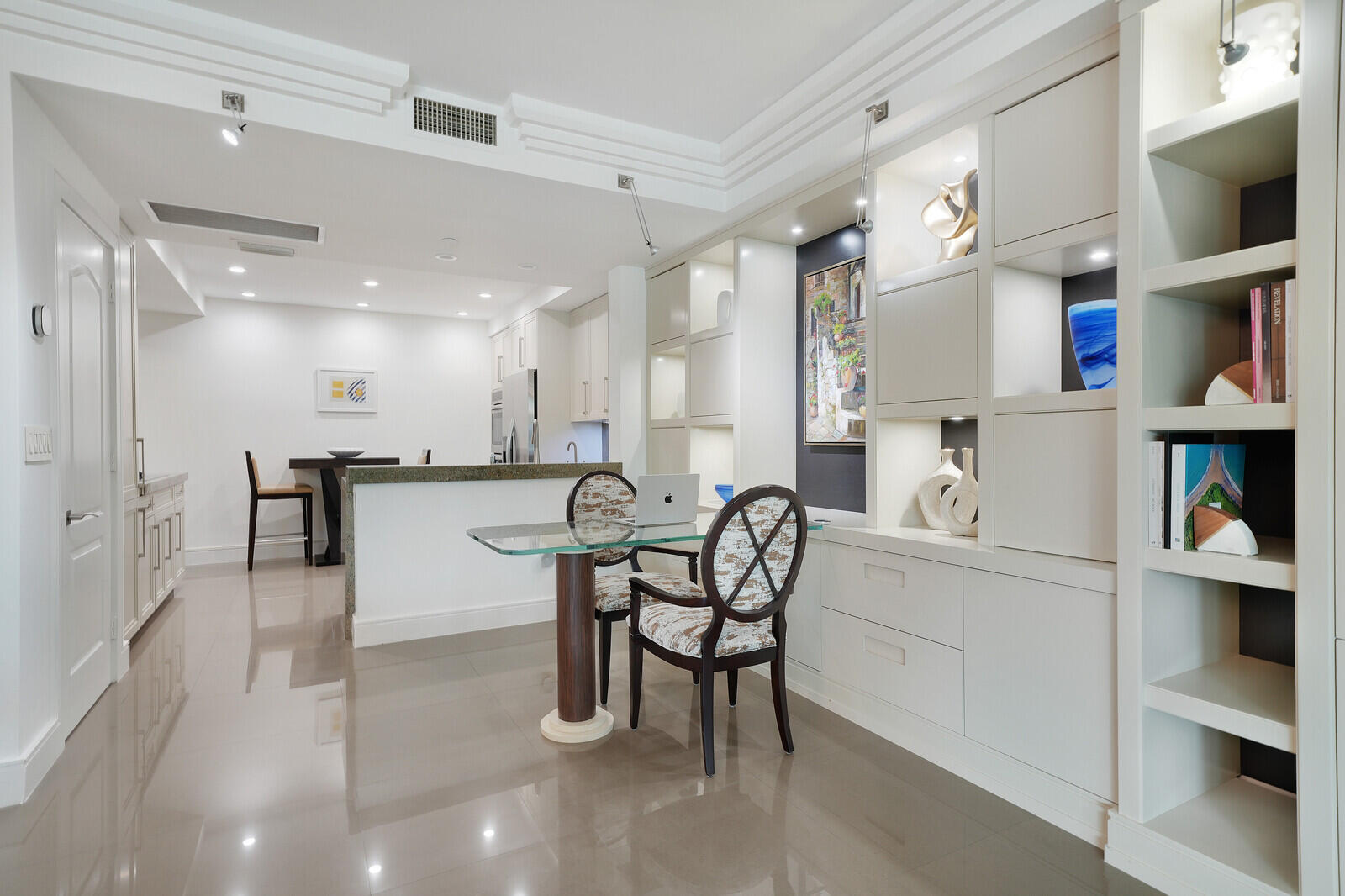 550 Southeast Mizner Boulevard, Unit B209 Boca Raton, FL 33432 - Photo 13 of 78 13_Image_13_mls