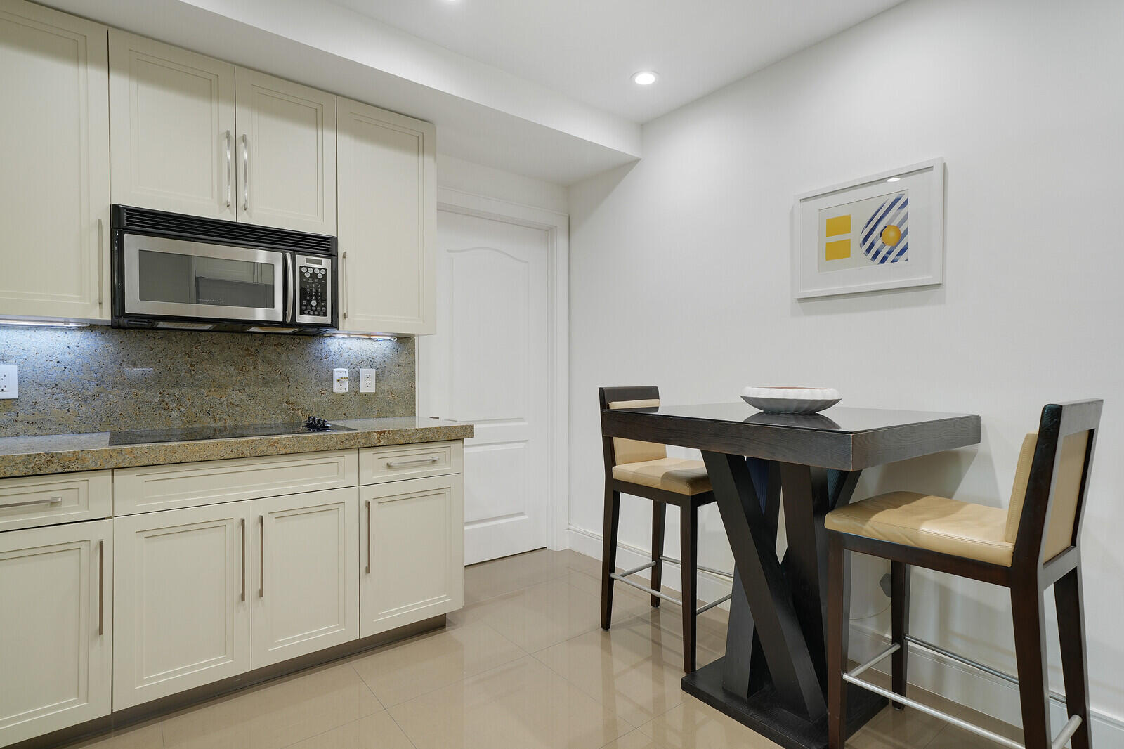 550 Southeast Mizner Boulevard, Unit B209 Boca Raton, FL 33432 - Photo 18 of 78 18_Image_19_mls