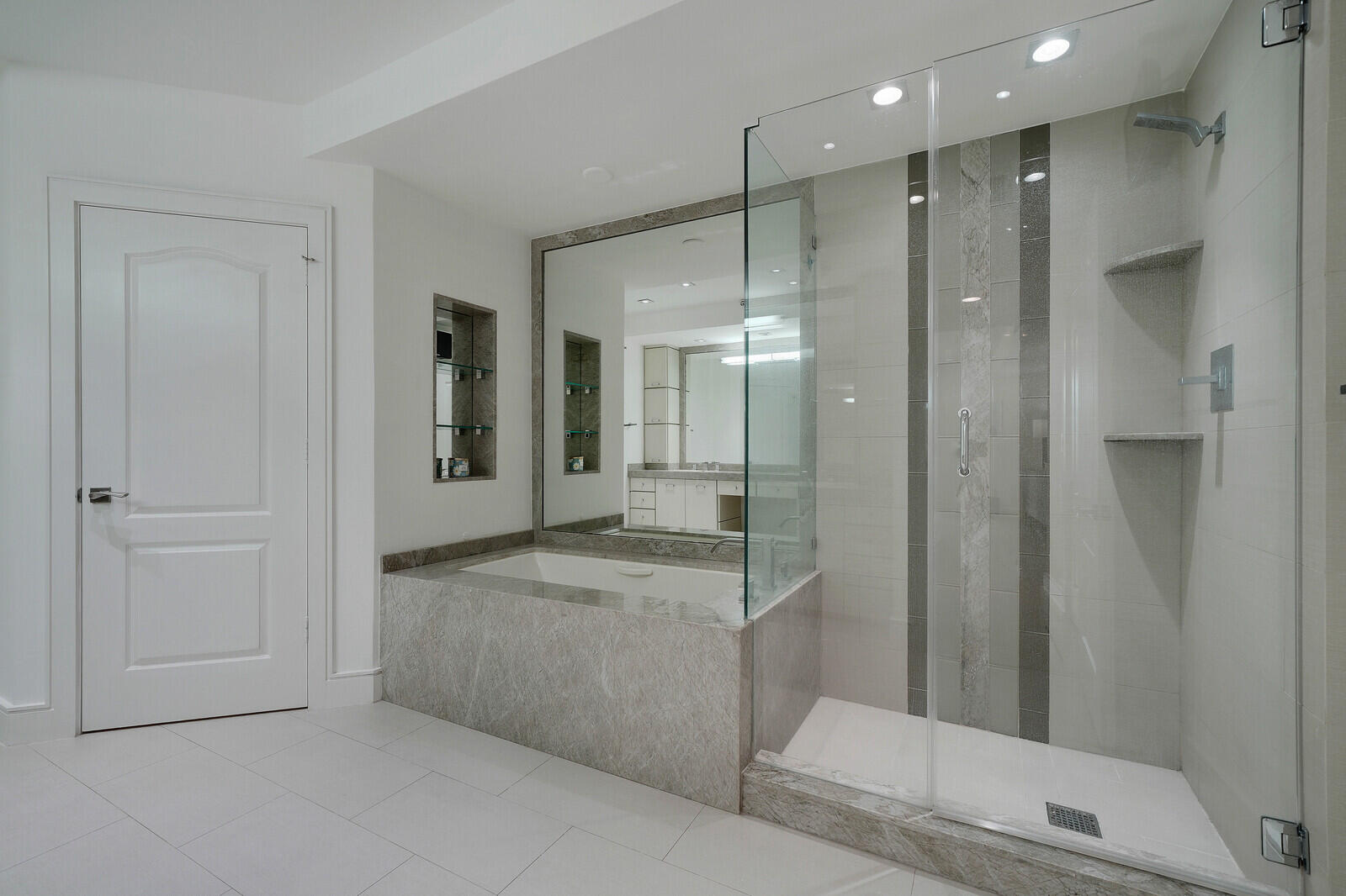 550 Southeast Mizner Boulevard, Unit B209 Boca Raton, FL 33432 - Photo 35 of 78 35_Image_26 (1)_mls