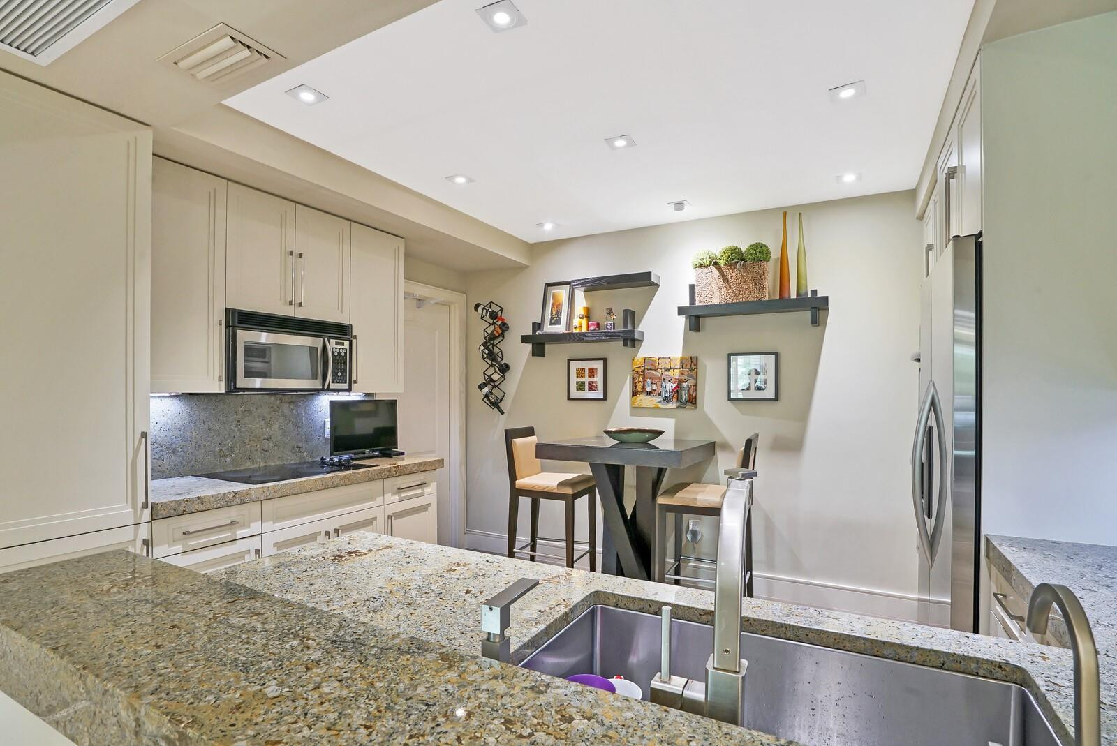 550 Southeast Mizner Boulevard, Unit B209 Boca Raton, FL 33432 - Photo 40 of 58 Photo 40