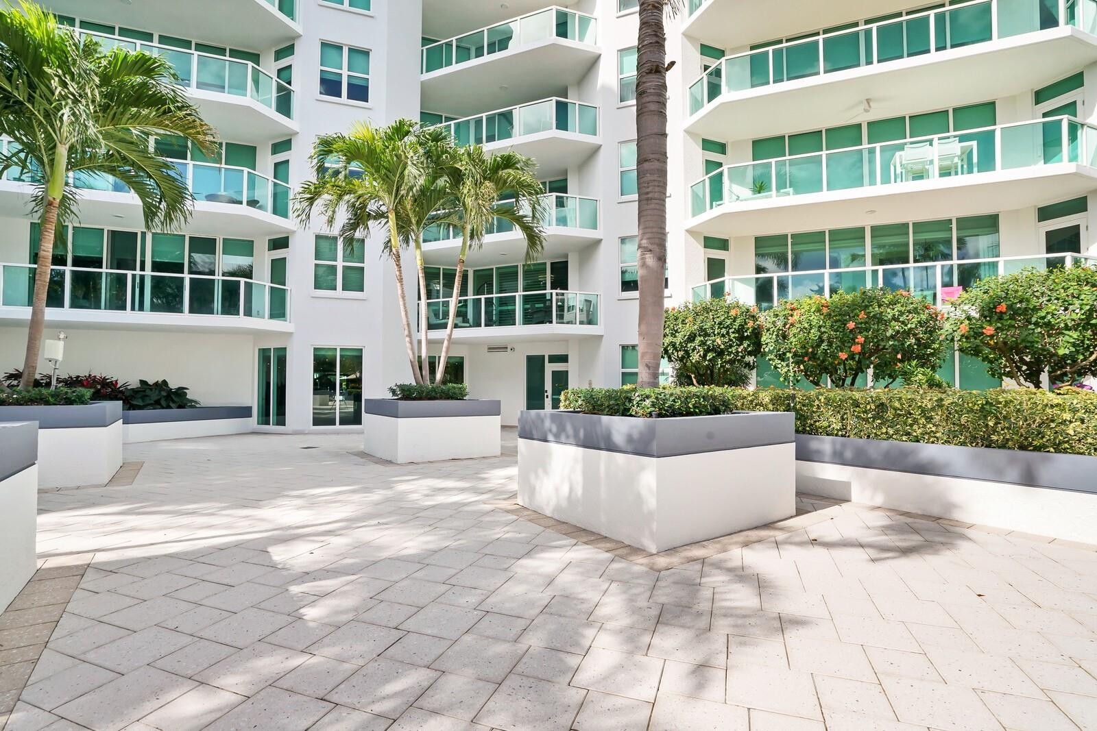 550 Southeast Mizner Boulevard, Unit B209 Boca Raton, FL 33432 - Photo 51 of 78 Photo 31