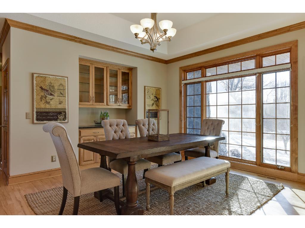 9860 Raspberry Hill Lane Chaska, MN 55318 - Photo 8 of 24 Gallery Image 8