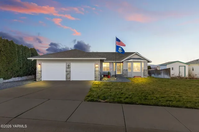 $385,000 | 608 Tumac Drive, Yakima, WA 98901