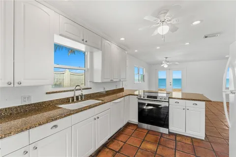 $1,949,999 | 9556 Doubloon Drive, Vero Beach, FL 32963