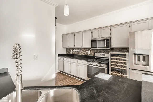 $355,000 | 349 Cobblesprings Court, Avon, IN 46123