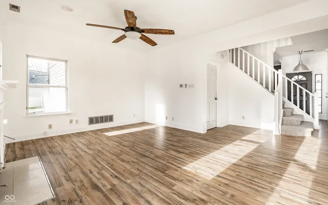 $355,000 | 349 Cobblesprings Court, Avon, IN 46123