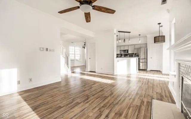 $355,000 | 349 Cobblesprings Court, Avon, IN 46123