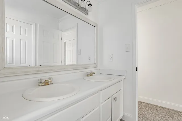 $355,000 | 349 Cobblesprings Court, Avon, IN 46123