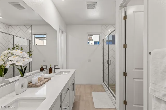 $3,850 | 1503 Melodic Lark Drive, Las Vegas, NV 89138