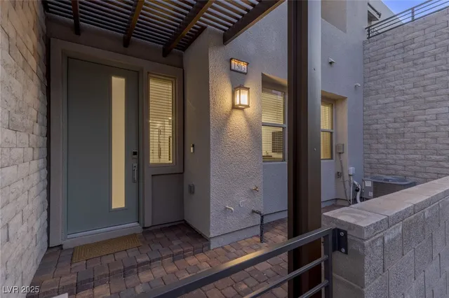 $3,850 | 1503 Melodic Lark Drive, Las Vegas, NV 89138