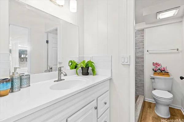 $1,090,888 | 91-1180 Hanaloa Street, Ewa Beach, HI 96706