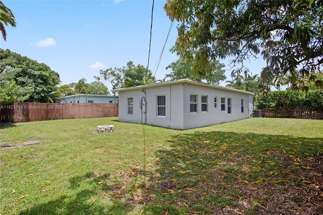 $712,600 | 5900 Southwest 62nd Terrace, South Miami, FL 33143