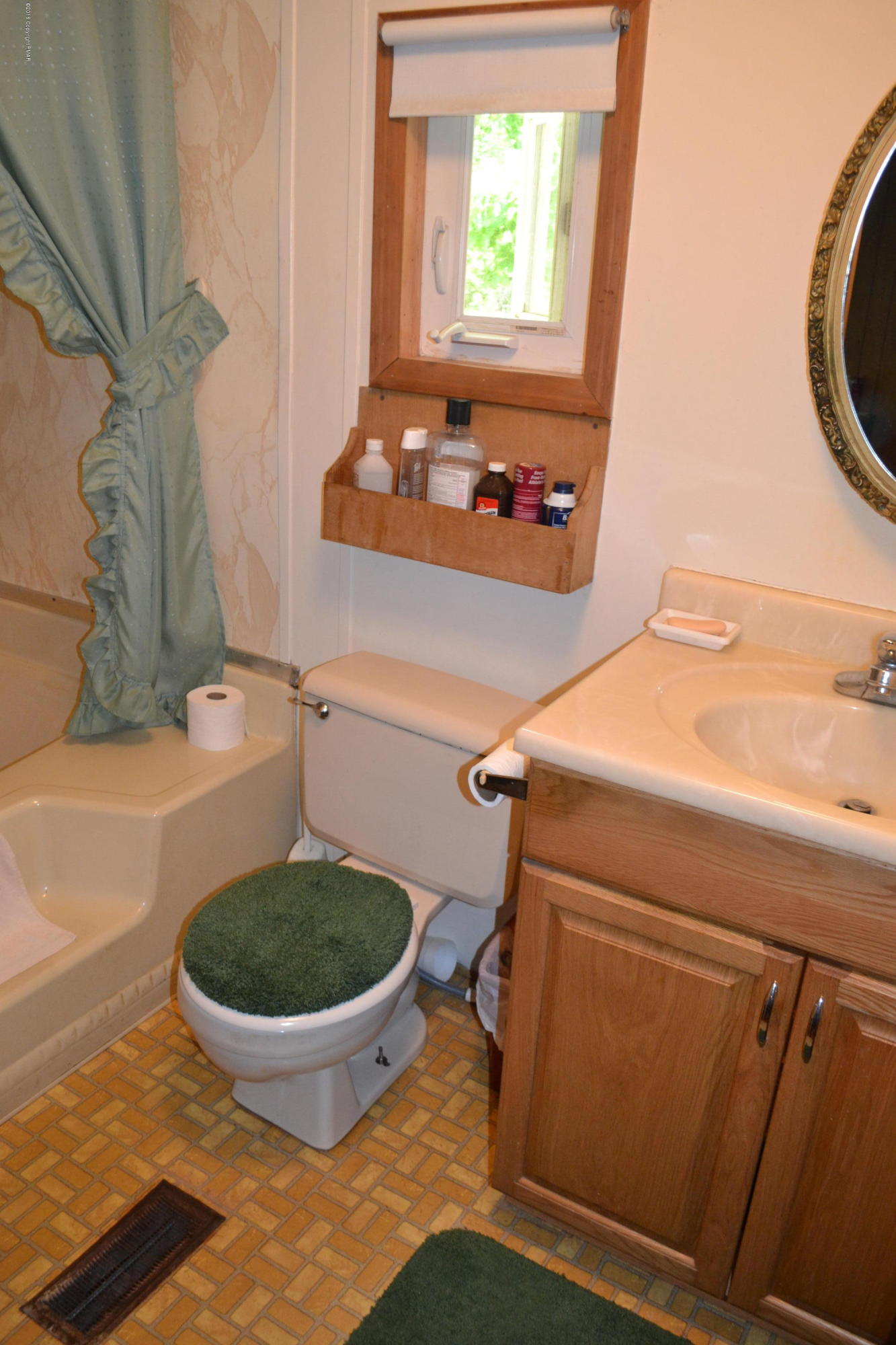 130 Stadden Road Stroudsburg, PA 18360 - Photo 16 of 24 a bathroom with a sink and a mirror