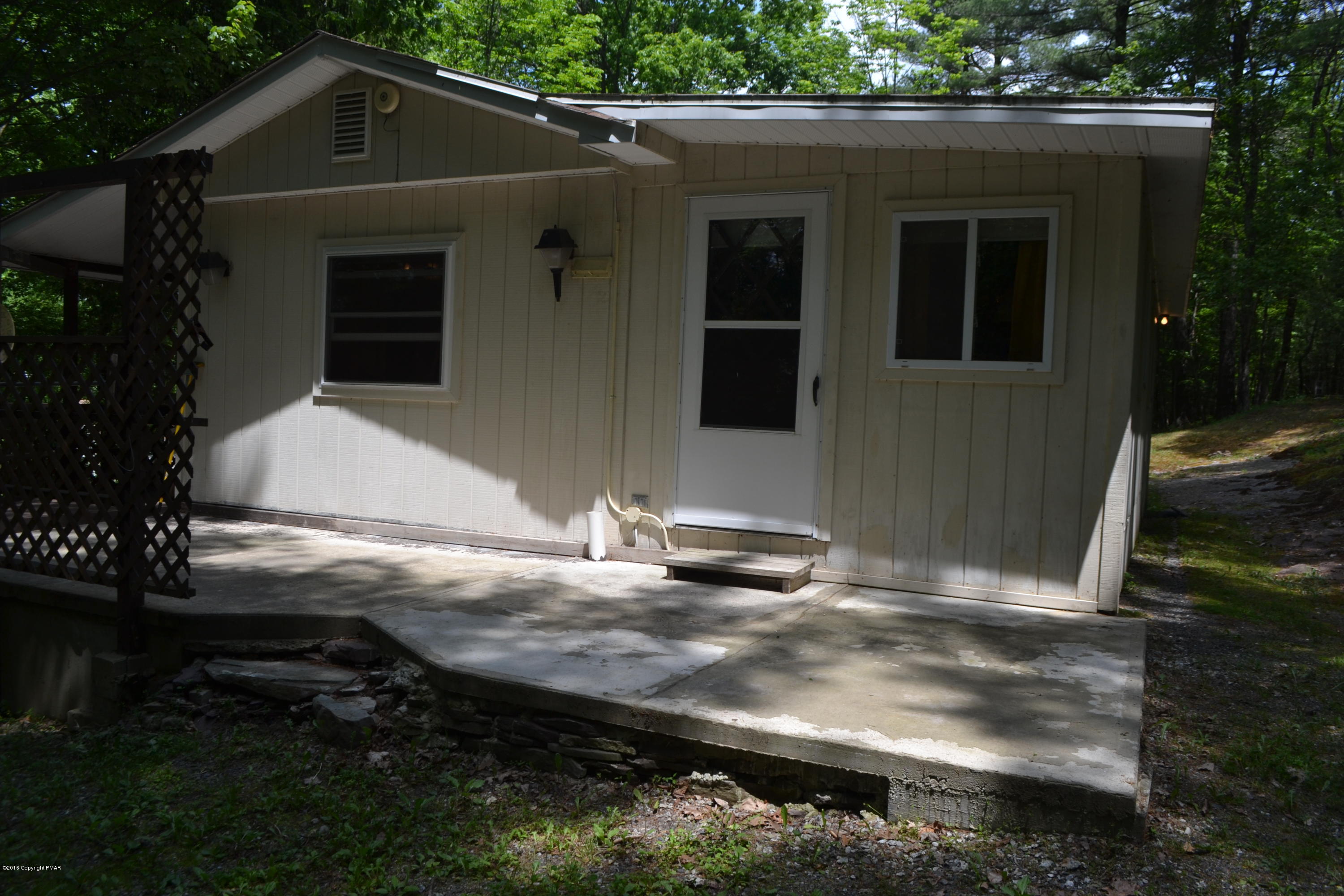 130 Stadden Road Stroudsburg, PA 18360 - Photo 3 of 24 a front view of a house with yard