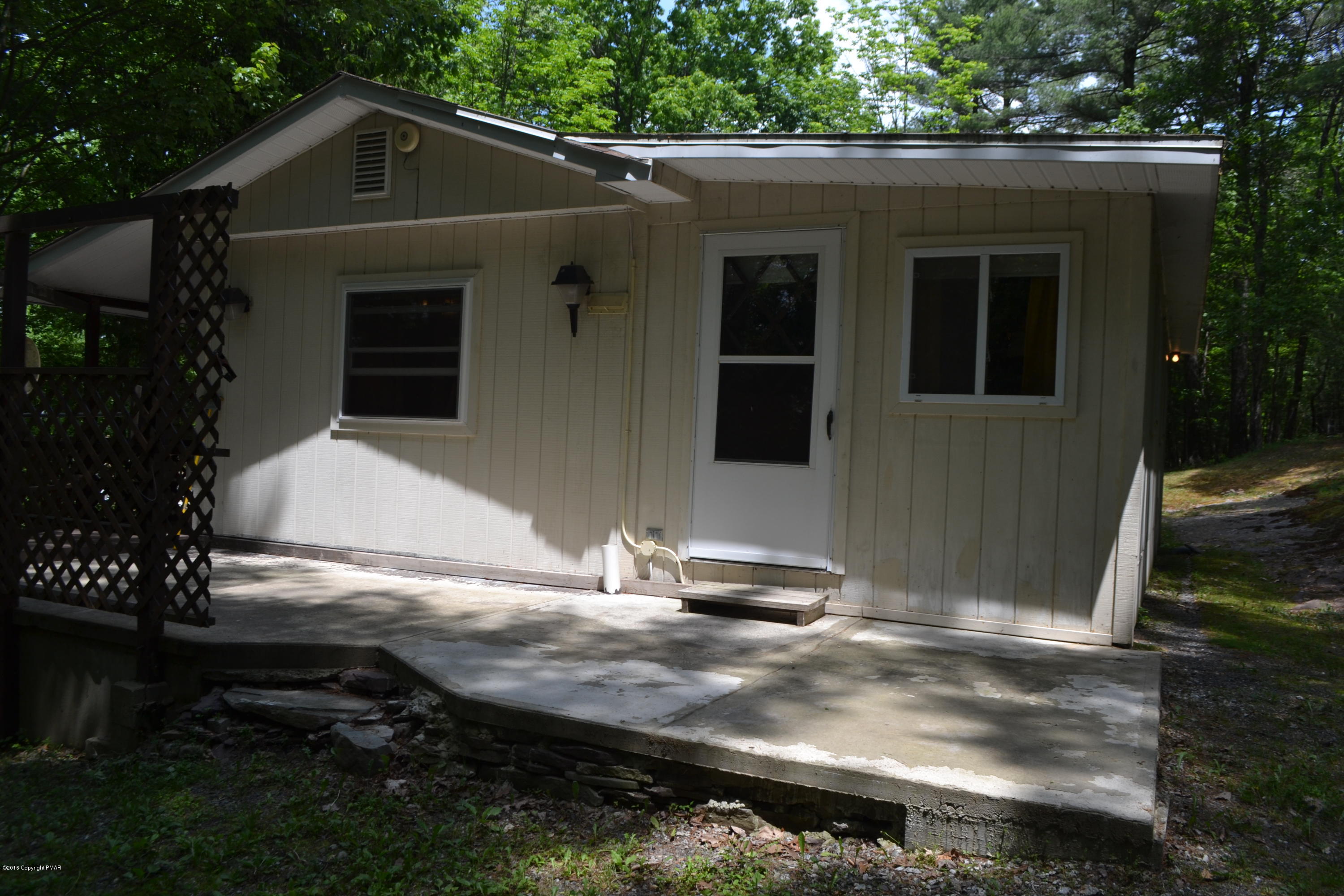 130 Stadden Road Stroudsburg, PA 18360 - Photo 4 of 24 a view of backyard of the house