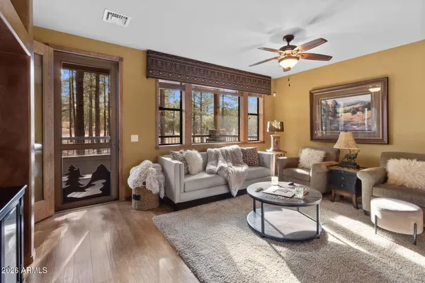 $399,850 | 2980 West Black Oak Loop, Unit I2, Show Low, AZ 85901
