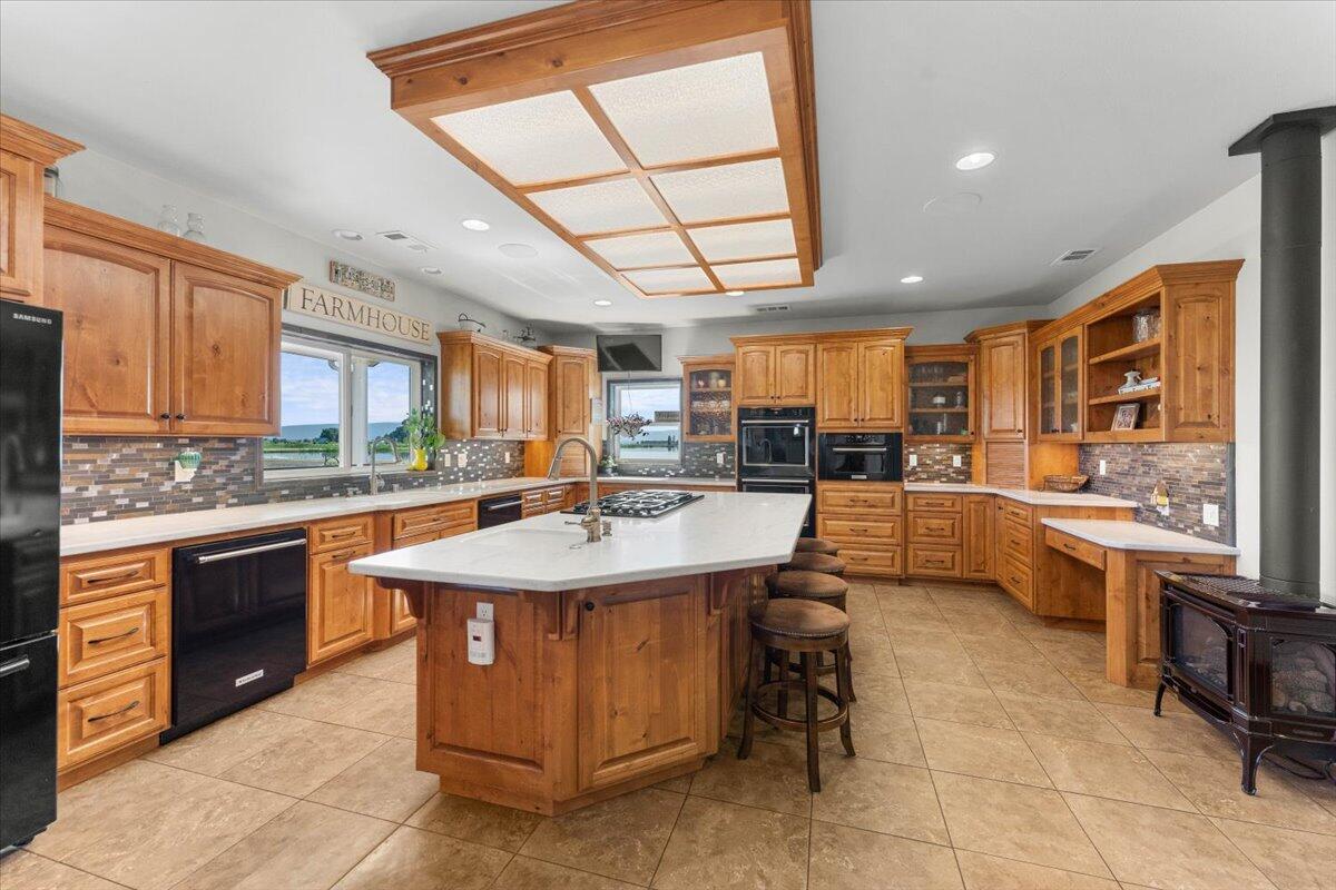 41494 Gomez Road Fall River Mills, CA 96028 - Photo 19 of 92 5l