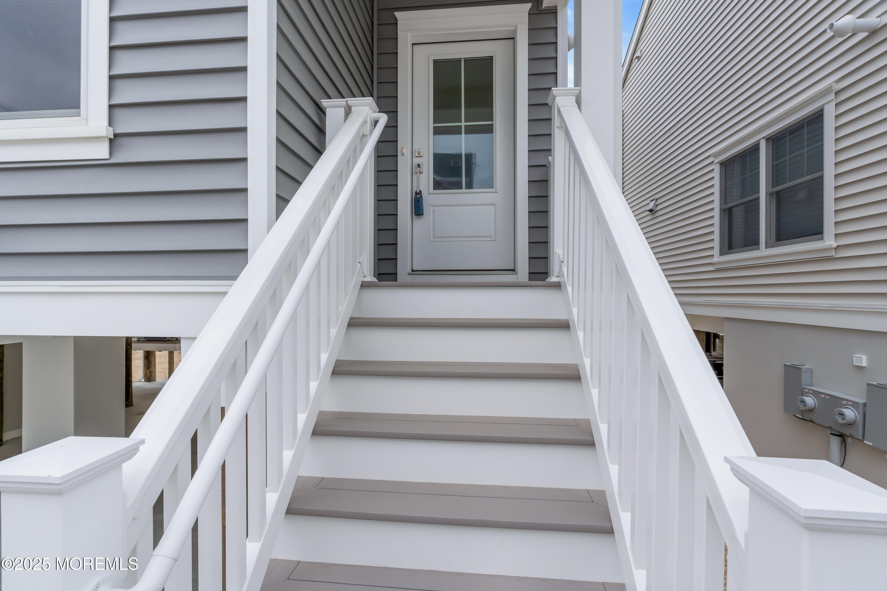 24 Shell Road, Unit 126 Mantoloking, NJ 08738 - Photo 5 of 31 a view of entryway
