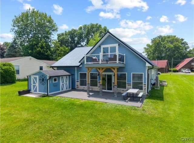 $3,900 | 13 East Edgewater Drive, Fulton, NY 13069