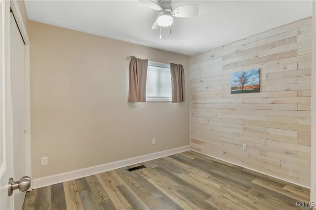 $3,900 | 13 East Edgewater Drive, Fulton, NY 13069