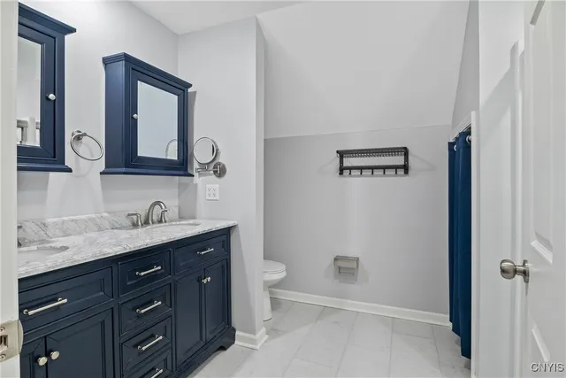 $3,900 | 13 East Edgewater Drive, Fulton, NY 13069