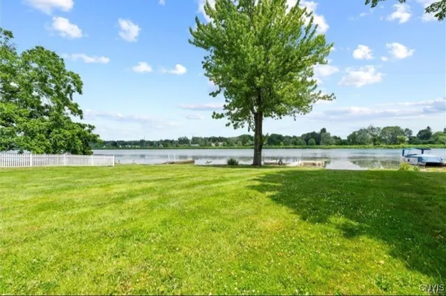 $3,900 | 13 East Edgewater Drive, Fulton, NY 13069