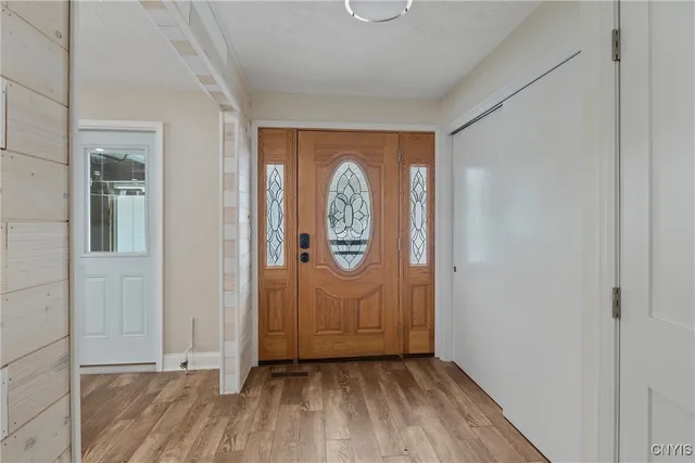 $3,900 | 13 East Edgewater Drive, Fulton, NY 13069