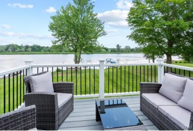 $3,900 | 13 East Edgewater Drive, Fulton, NY 13069