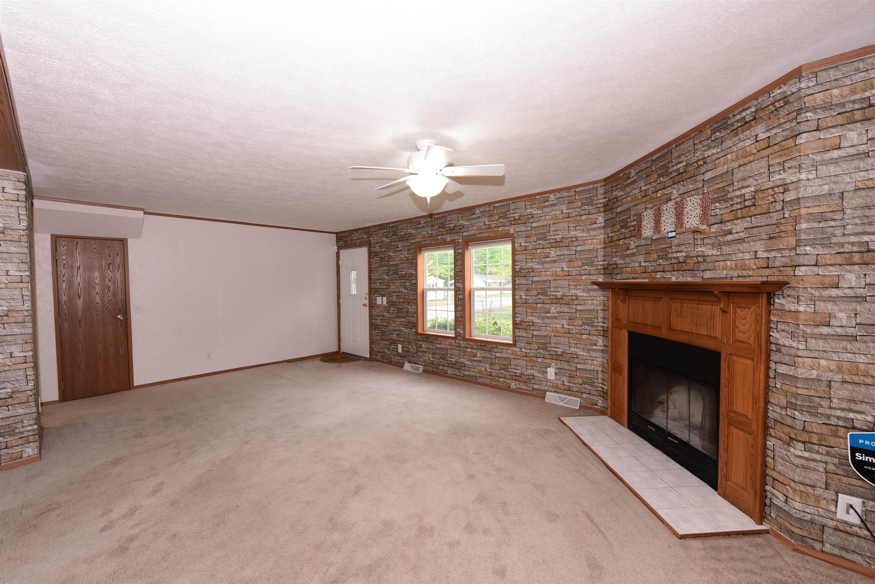 11 Firelite Conway, NH 03860 - Photo 7 of 29