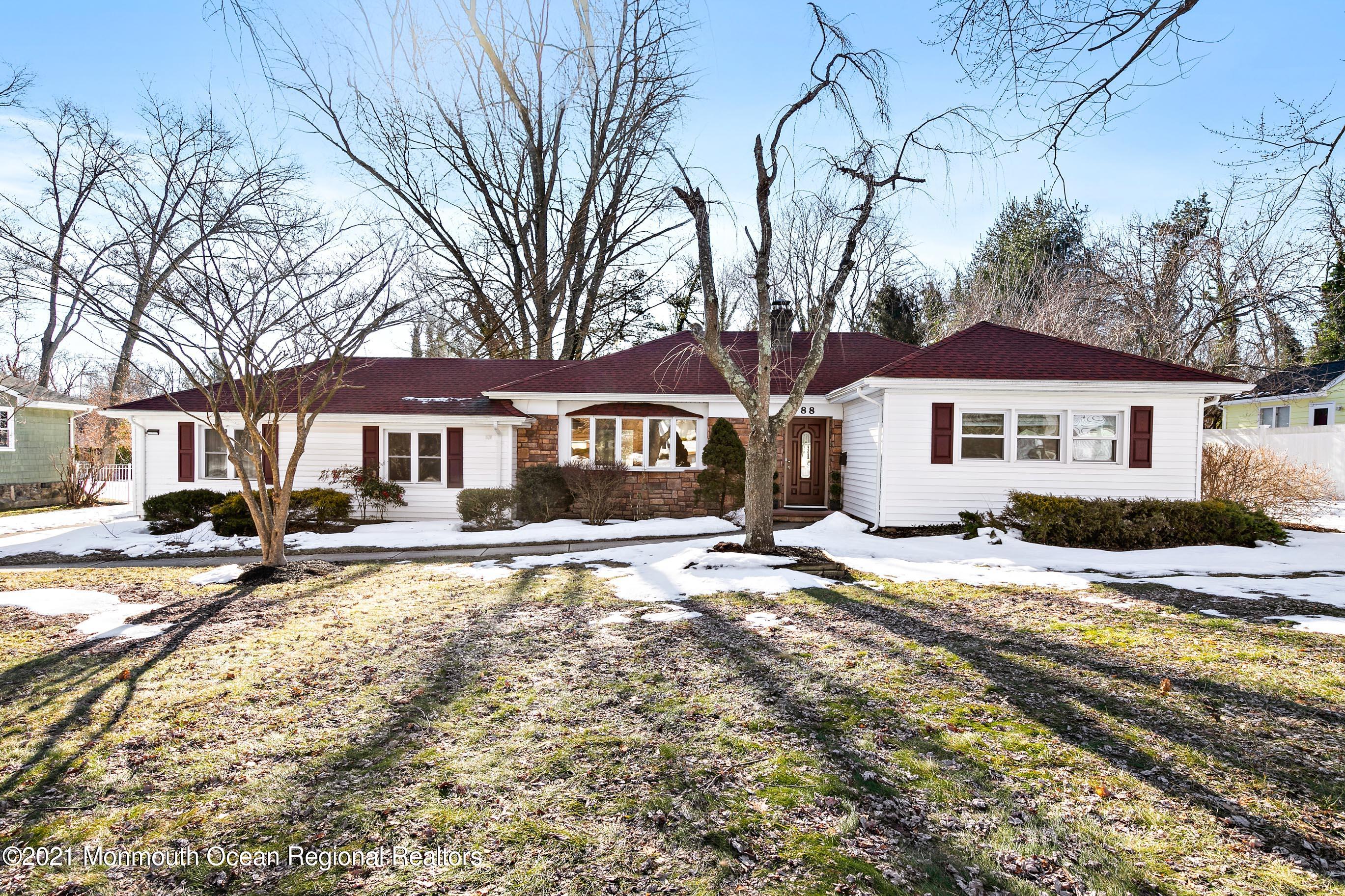 88 Rutledge Drive Middletown, NJ 07701 - Photo 1 of 51 88RutledgeOnline-4