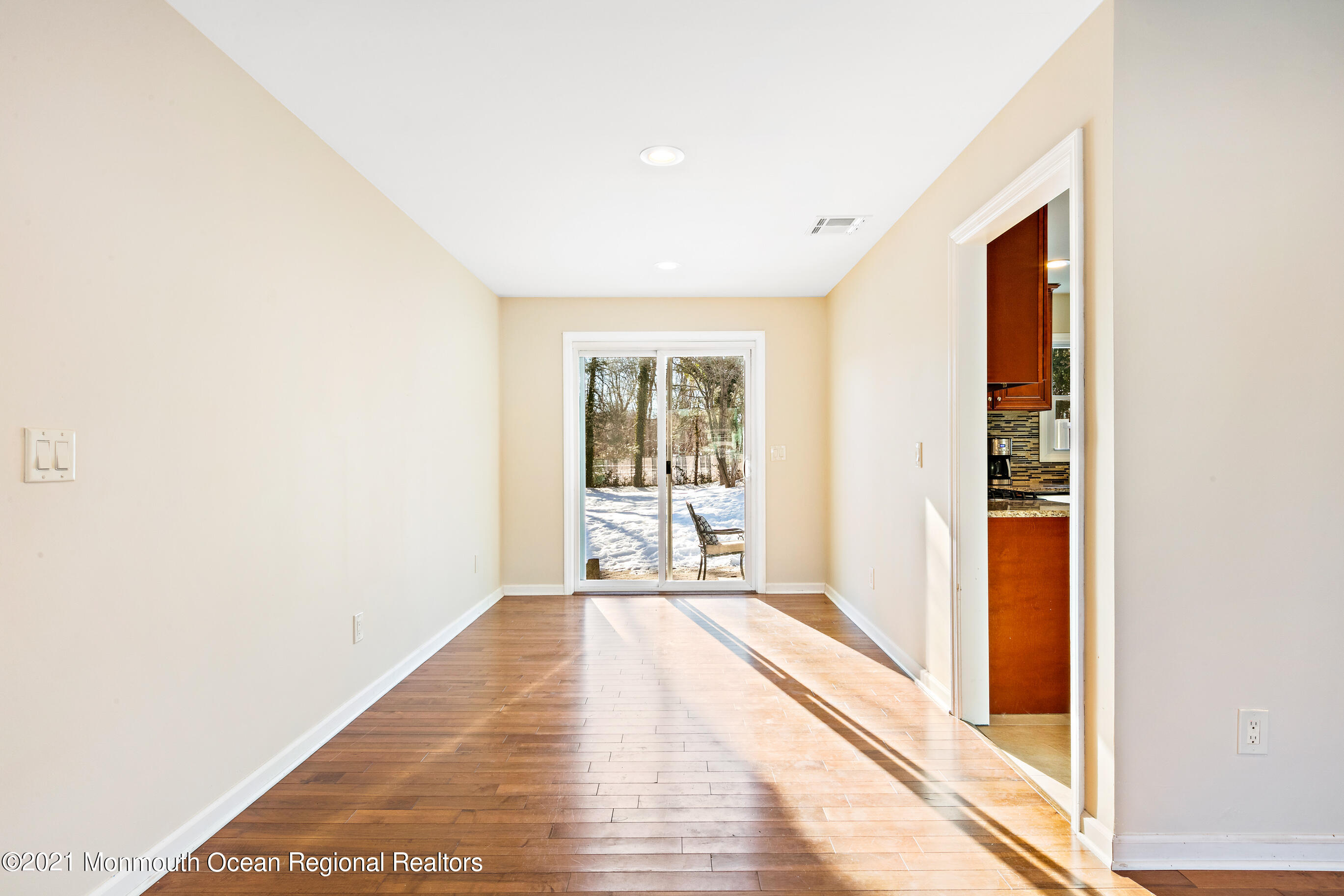 88 Rutledge Drive Middletown, NJ 07701 - Photo 16 of 51 88RutledgeOnline-18