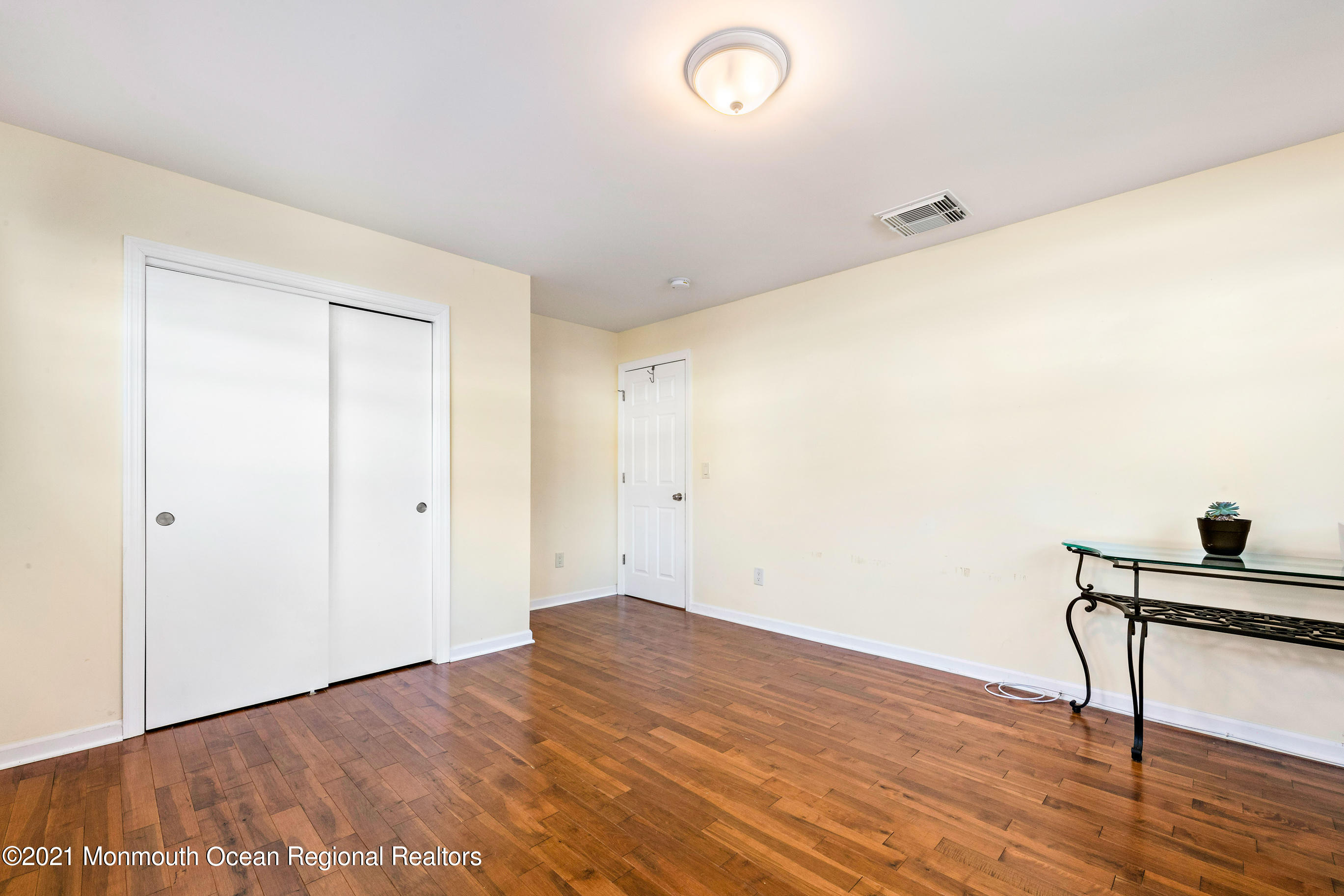88 Rutledge Drive Middletown, NJ 07701 - Photo 35 of 51 88RutledgeOnline-37