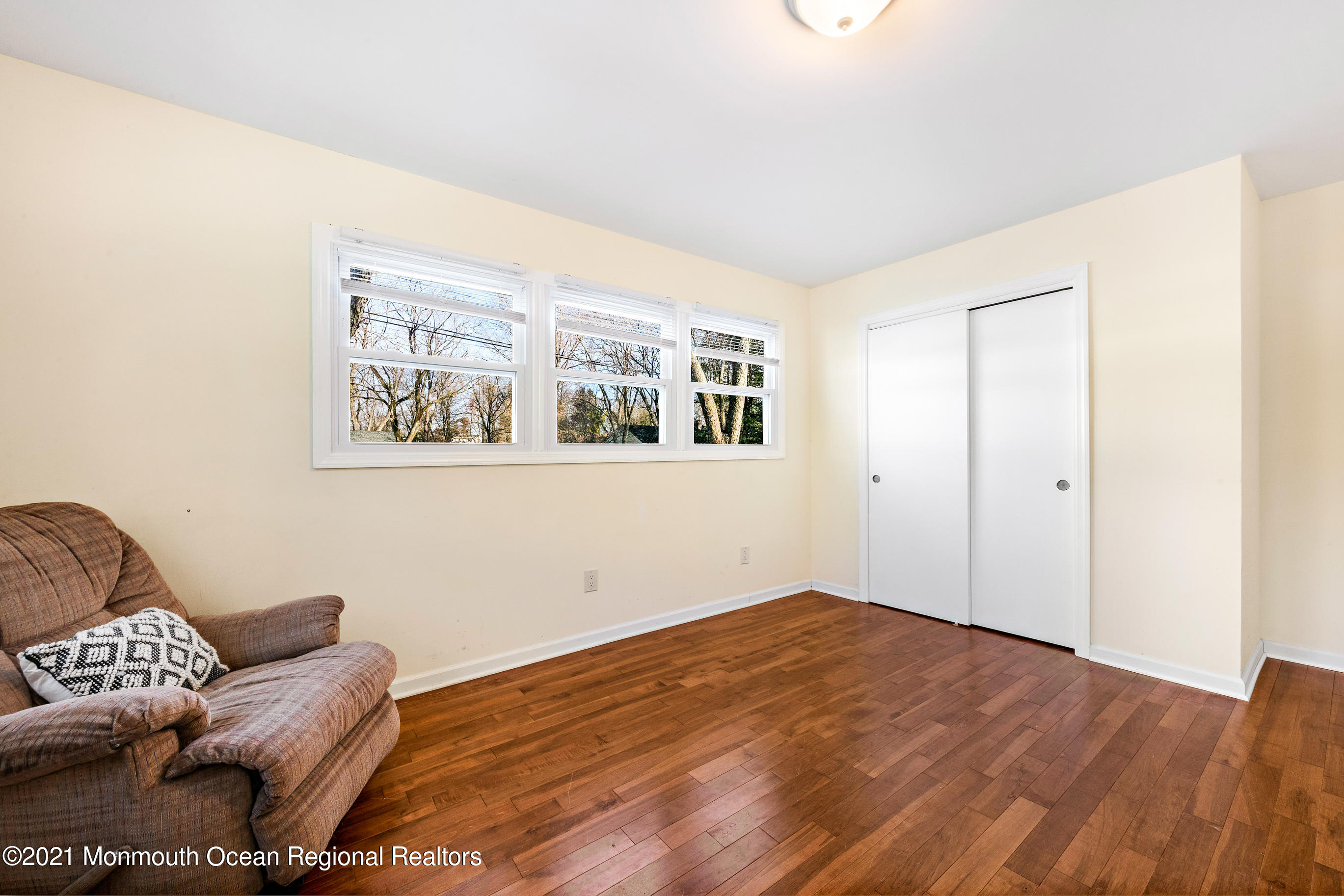 88 Rutledge Drive Middletown, NJ 07701 - Photo 36 of 51 88RutledgeOnline-38