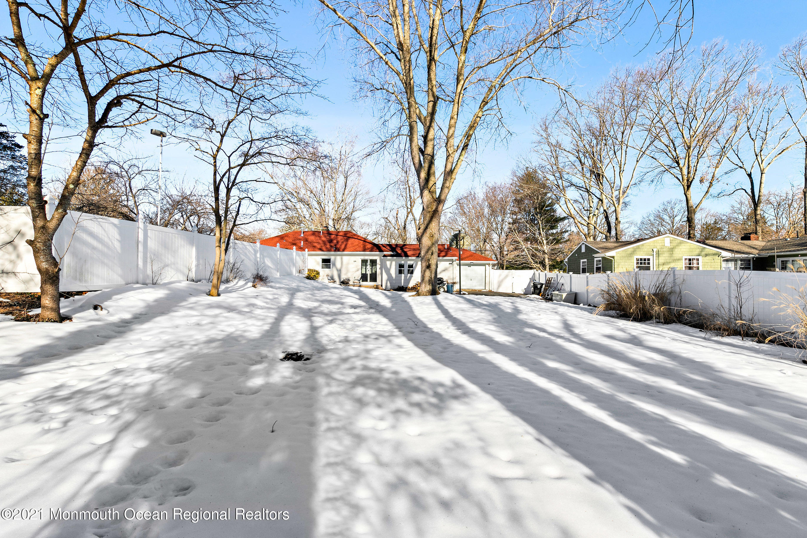 88 Rutledge Drive Middletown, NJ 07701 - Photo 42 of 51 88RutledgeOnline-45