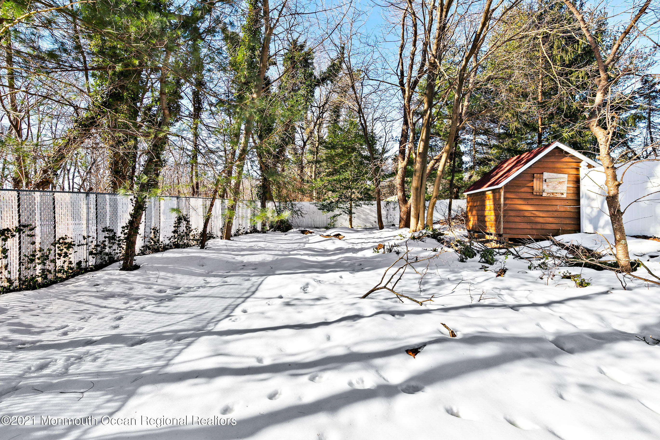 88 Rutledge Drive Middletown, NJ 07701 - Photo 43 of 51 88RutledgeOnline-46